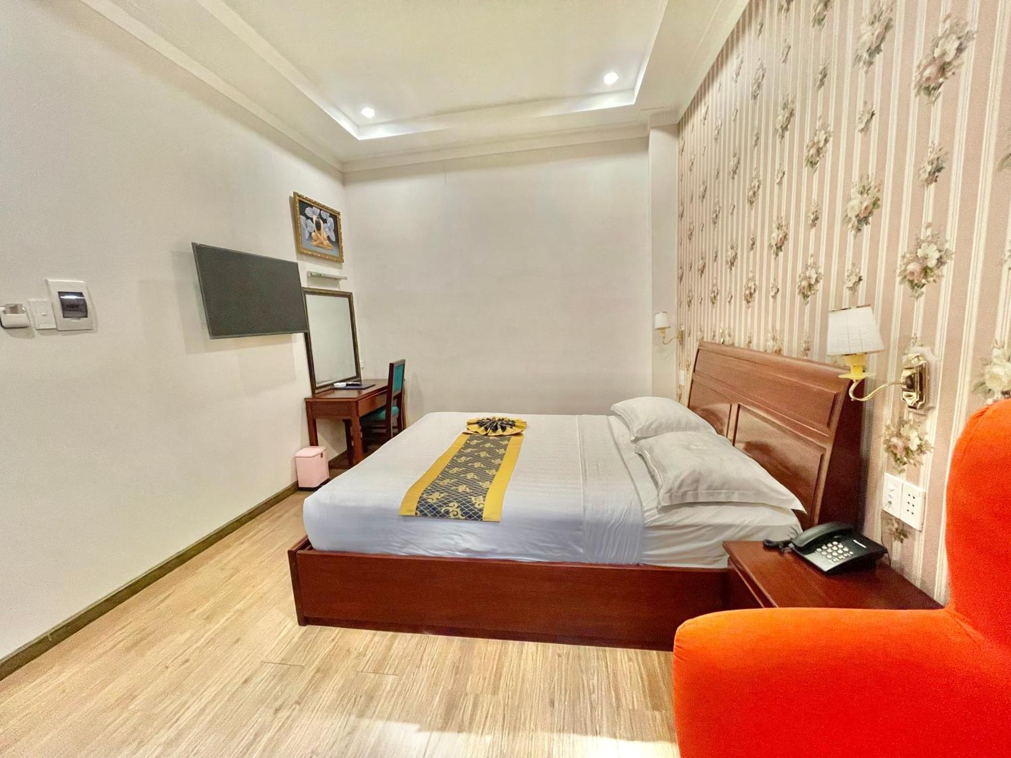 Long Bao Chau Hotel Thu Dau Mot Kültér fotó