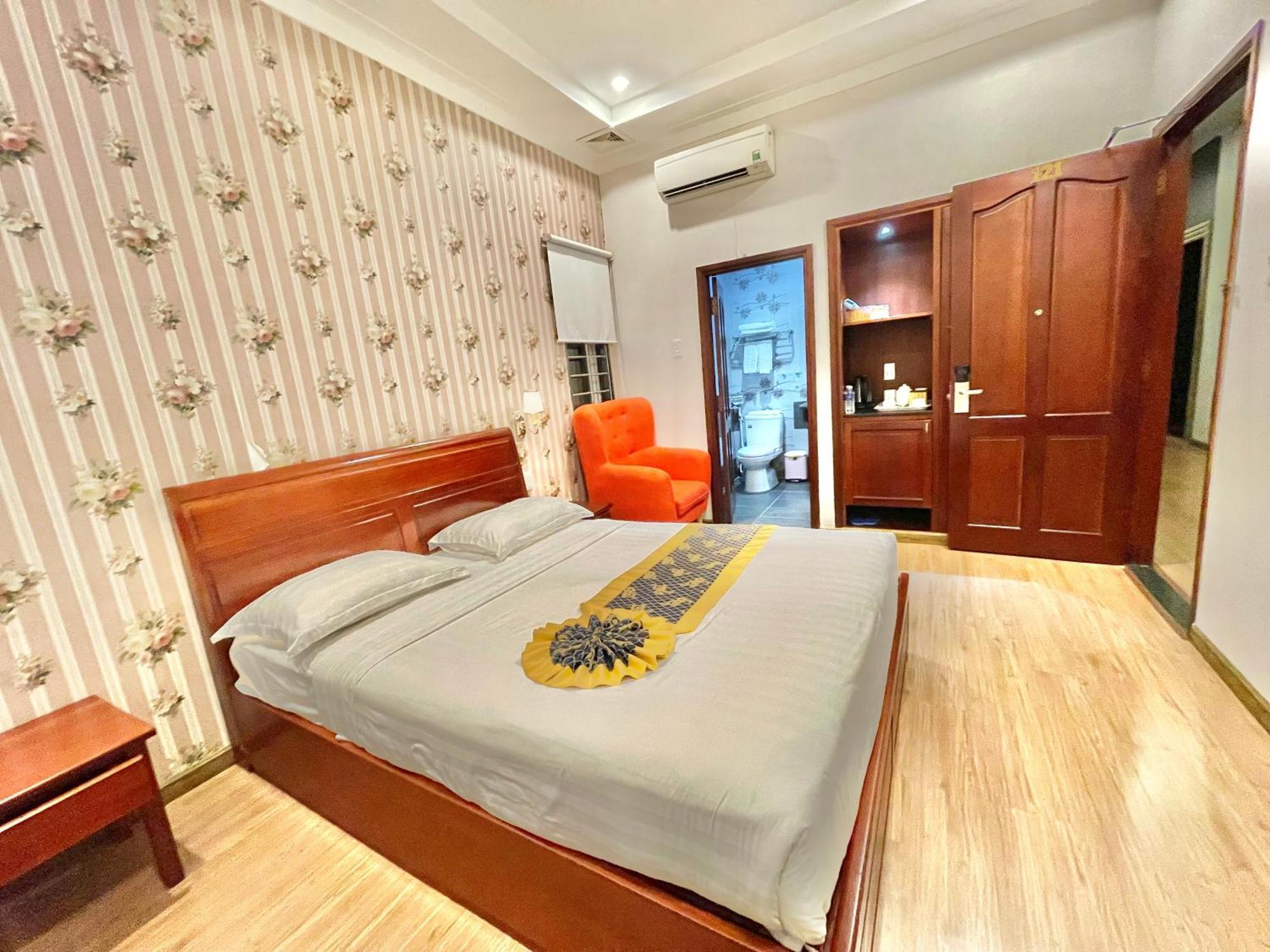 Long Bao Chau Hotel Thu Dau Mot Kültér fotó