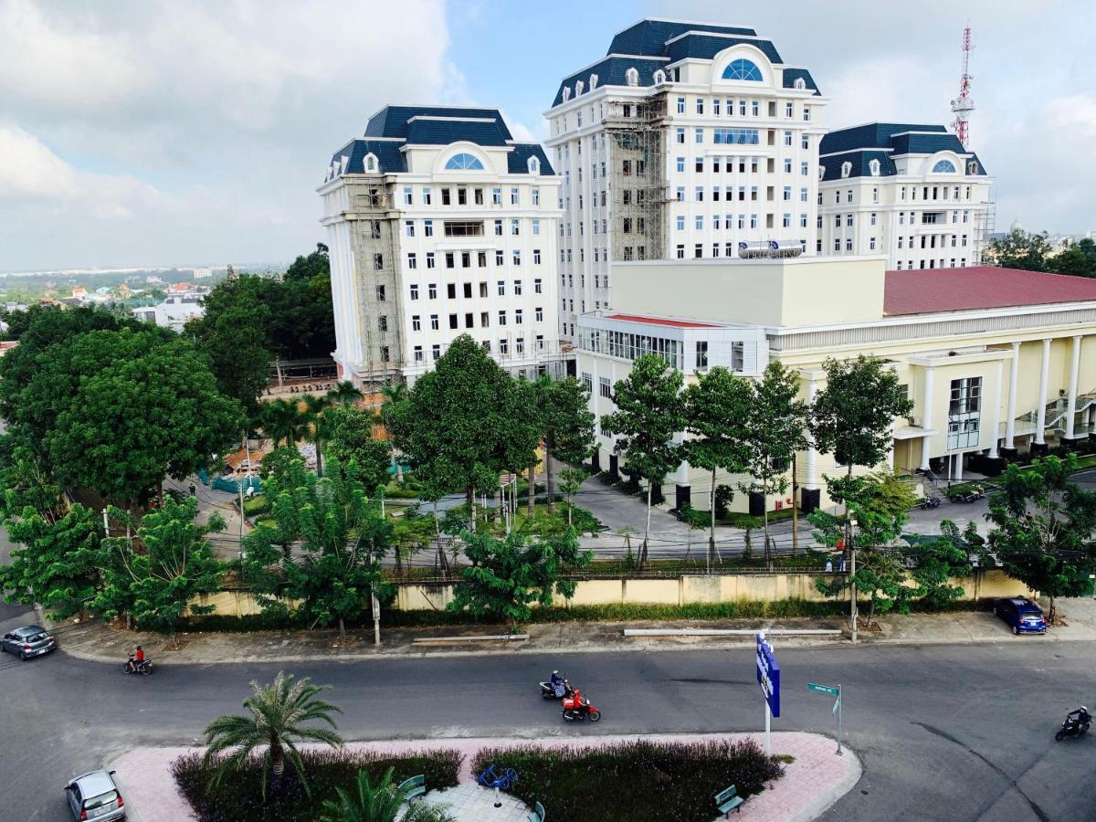 Long Bao Chau Hotel Thu Dau Mot Kültér fotó